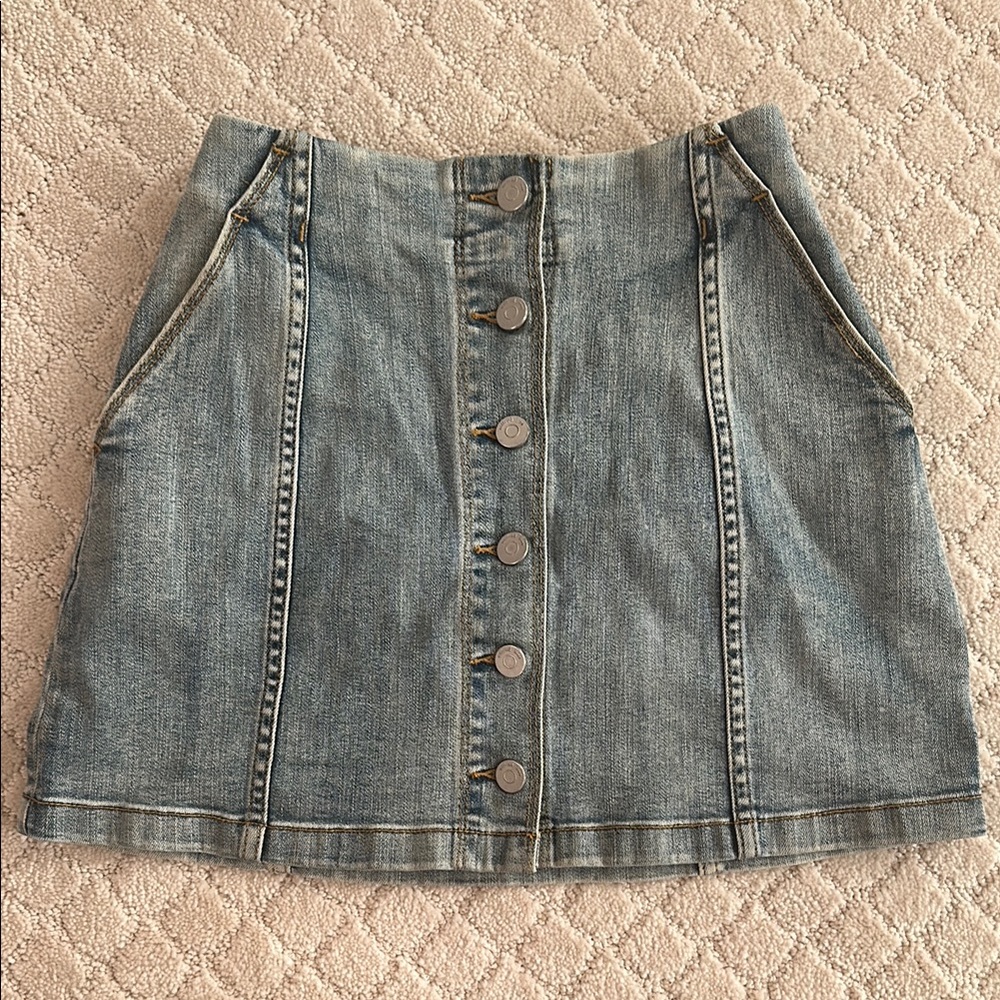 Wilfred Free Denim Button-Front Skirt